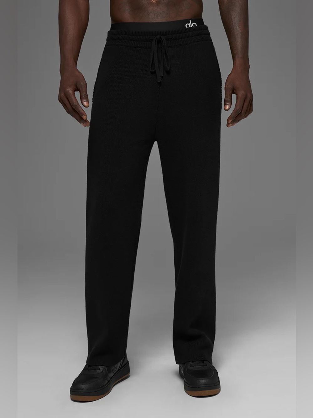 Alo Yoga Scholar Straight Leg Sweatpant in Black Size Small